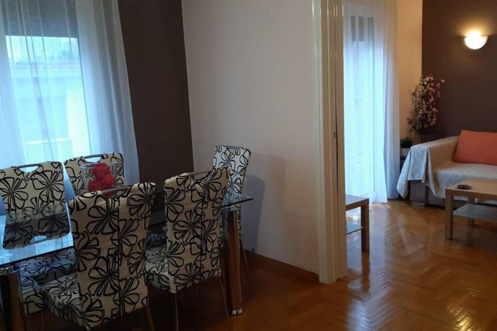 Georgia'S Cozy Apartment In Koukaki เอเธนส์ ภายนอก รูปภาพ